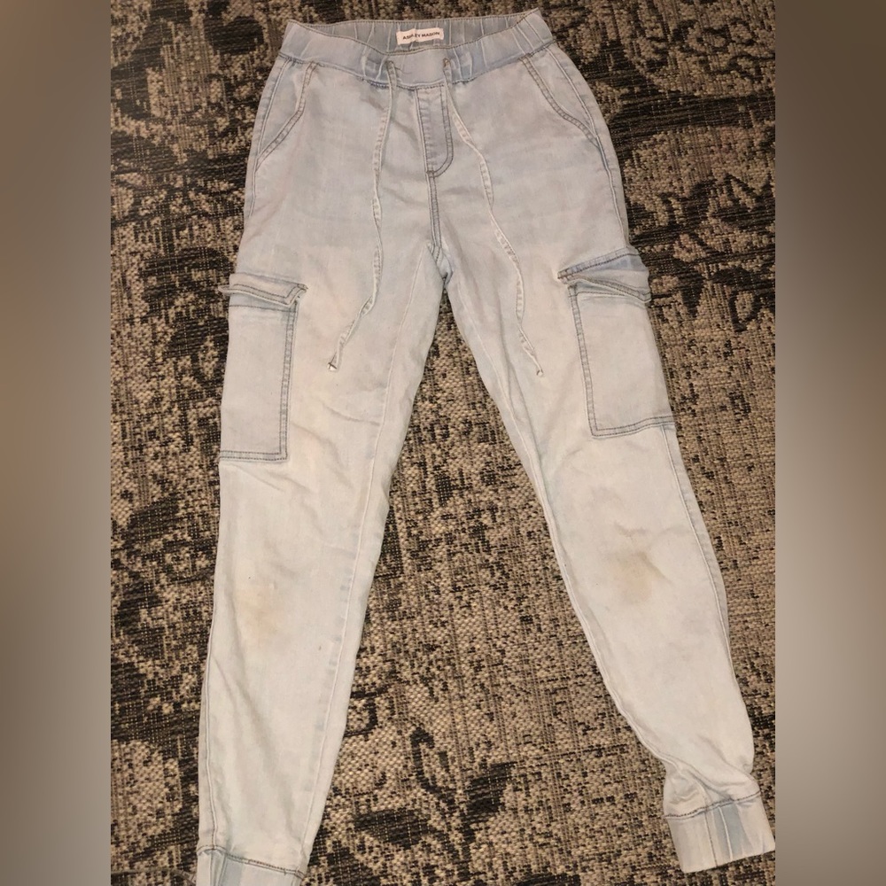 Light Washed Jogger Jeans
